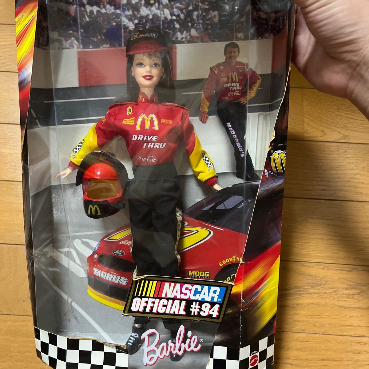 Barbie NASCAR Official #94 (マクドナルドのレーシングスーツ姿のバービー) 並行輸入品の画像1