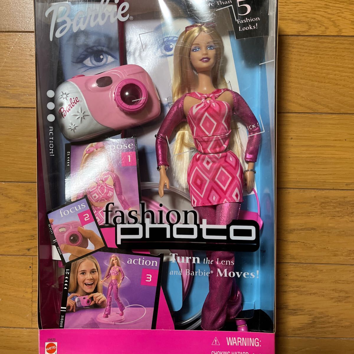 Barbie Fashion Photo Doll - Turn Lens & Barbie Moves! 2001輸入品の画像1