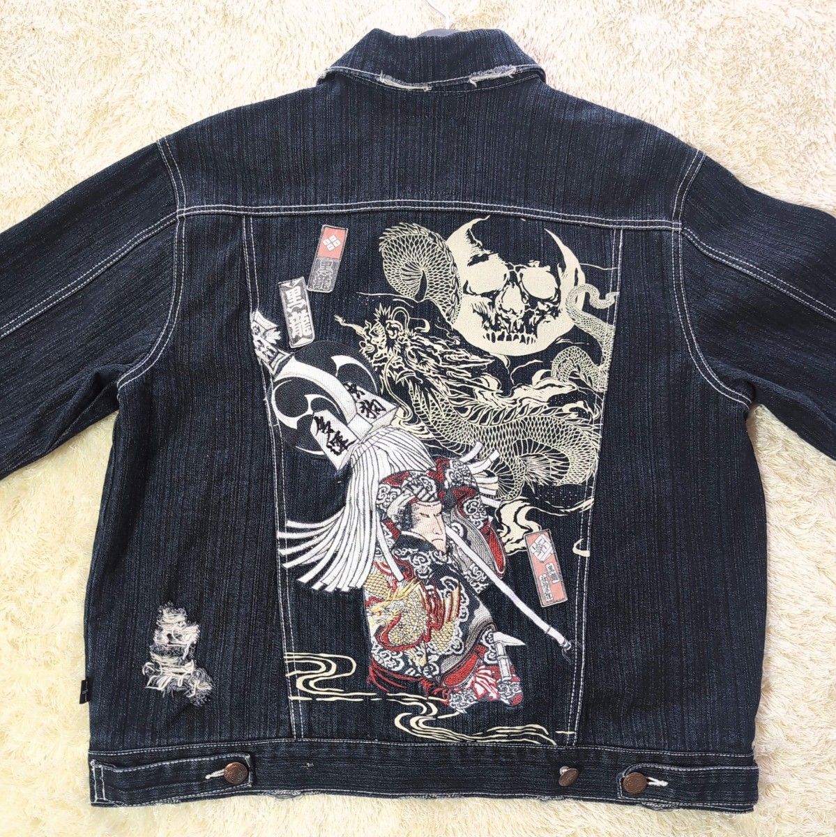 美品訳有】 DOG TOWN 黒龍 デニムジャケット XL メンズ 刺繍 和 美品訳有】 DOG TOWN 黒龍 デニムジャケット XL メンズ 刺繍 和