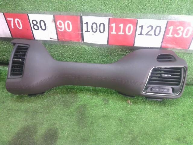  Nissan Serena G GNC27 C27 original cluster panel dash panel left right set 68210-5TA2A 68211-5TA0A scratch * dirt just a little 