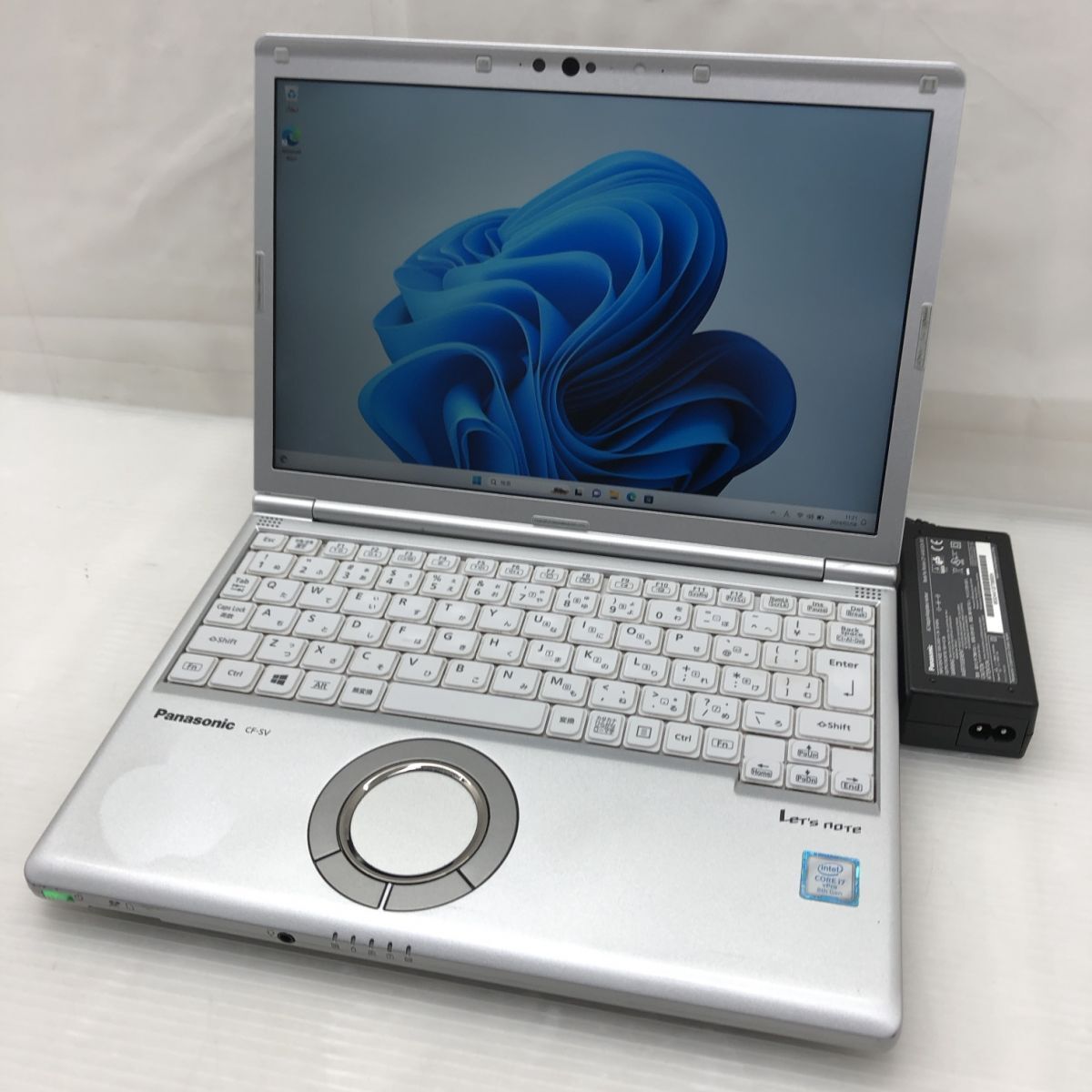 Windows11 Pro Panasonic Let’s note CF-SV CF-SV8SRFQP Core i7-8665U メモリ16GB M.2 SSD 256GB 12.1インチ T010434