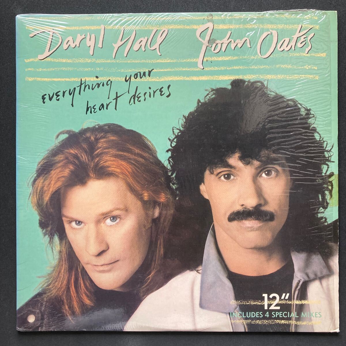 12inch DARYL HALL & JOHN OATES / EVERYTHING YOUR HEART DESIRES_画像1