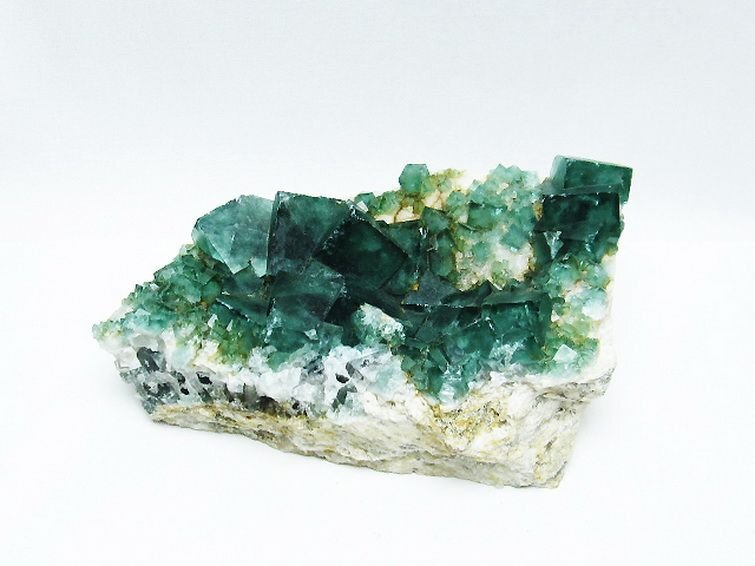 誠安◆超レア最高級超美品天然フローライト原石[T750-3706]の画像1