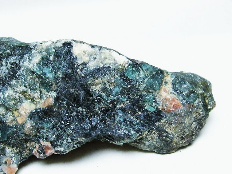 . cheap * emerald raw ore [T672-1089]