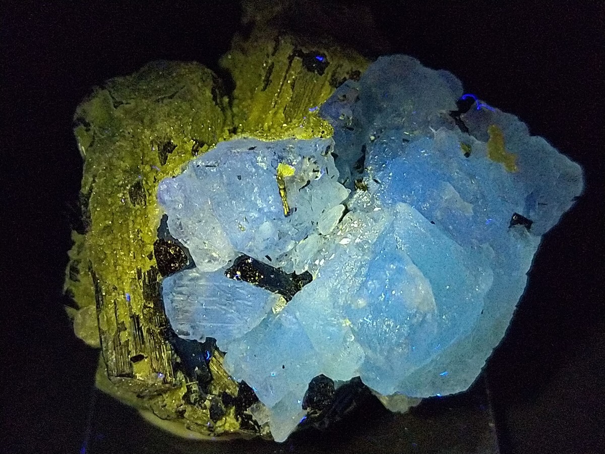 鉱物標本 ショール 鉄電気石 トルマリン フローライト 蛍石 パキスタン産の画像2