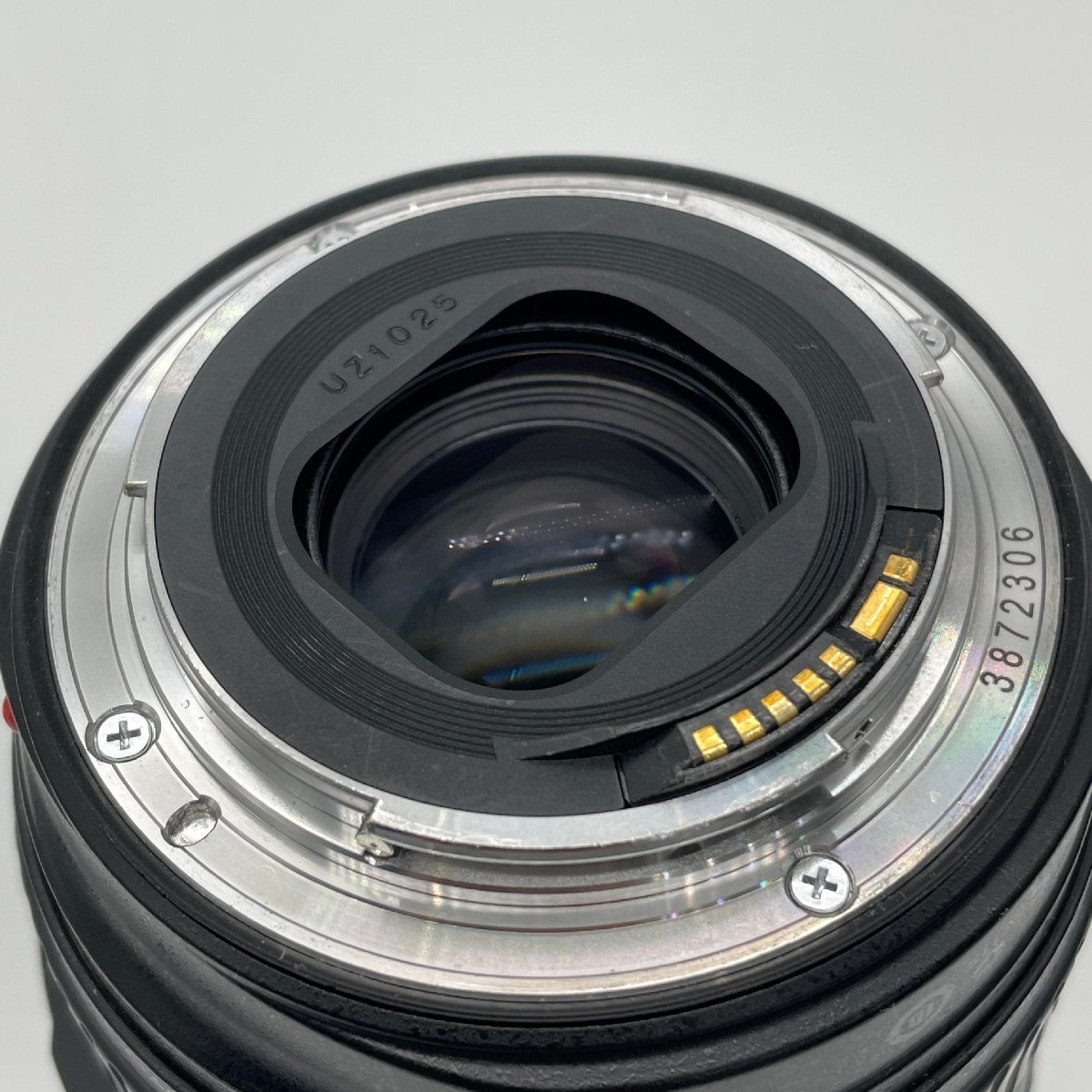 ω美品【CANON キャノン ズームレンズ EF24-105mm 1:4 F4L IS USM レンズフード EW-83H プロテクトフィルター 77mm EFレンズ】TK1900_画像7