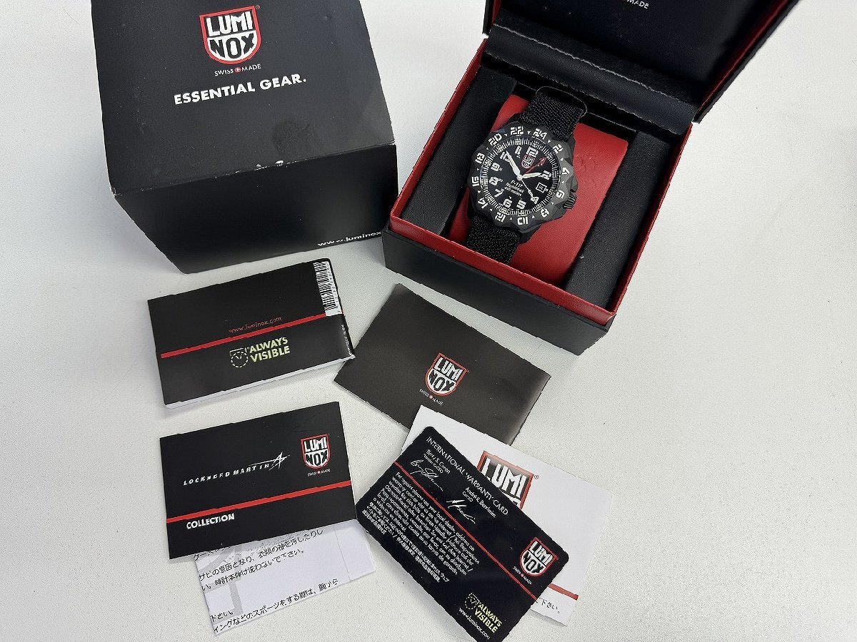 〓 【LUMINOX ルミノックス 6420シリーズ 腕時計 F-117 ナイトホーク メンズ ブラック クオーツ 箱付き】HO9568の画像2