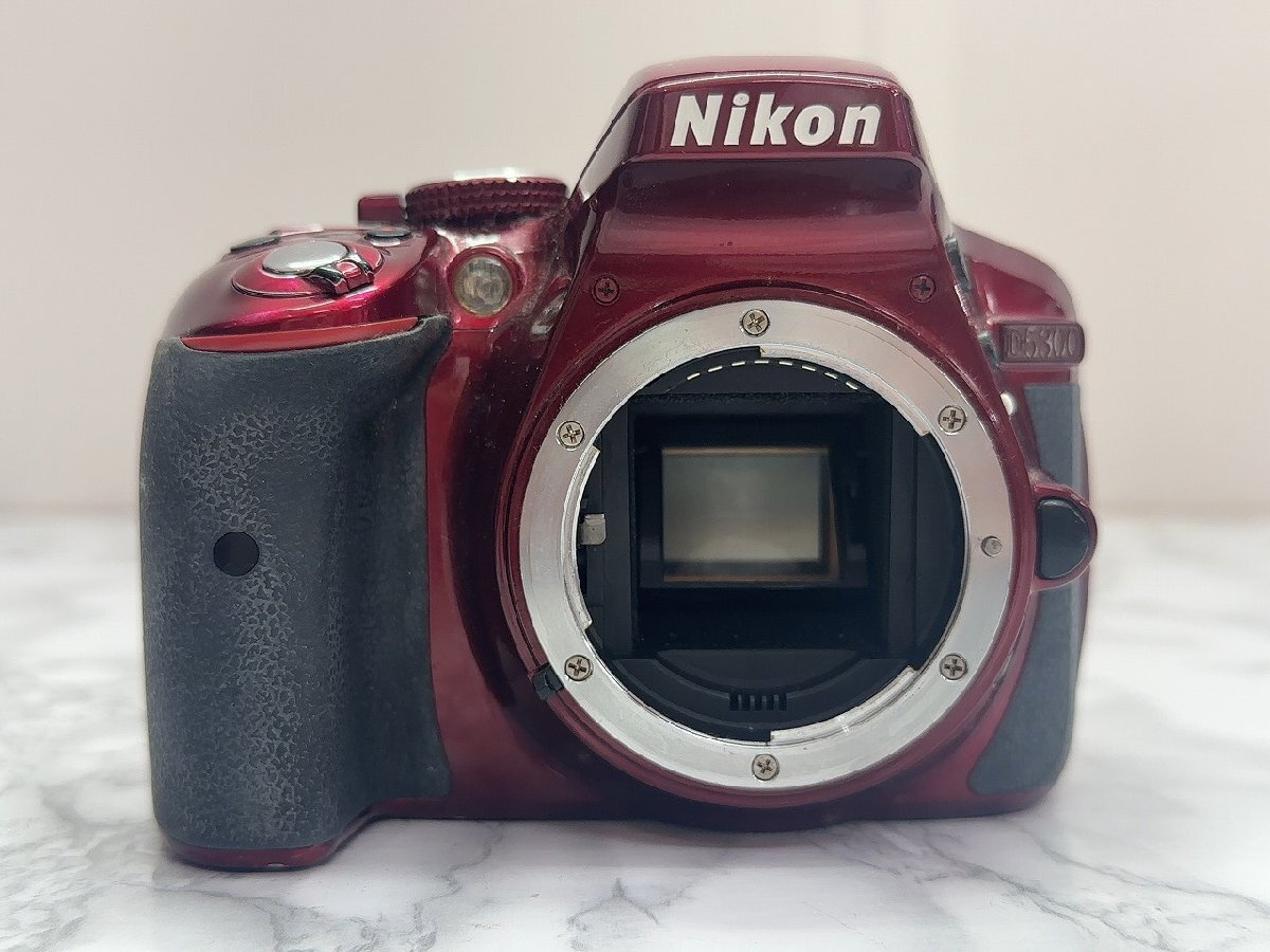 ♪【Nikon デジタル一眼レフカメラ D5300 18-55mm VR レンズキット ブラック 2400万画素 3.2型液晶　】OK17212_画像2