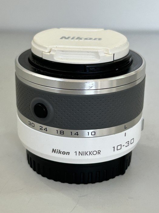 #【ニコン Nikon 1ニッコール 1 NIKKOR 10-30mm 1:3.5-5.6 VR 1mount ミラーレス一眼用 交換レンズ 前後キャップ付】P04130_画像10