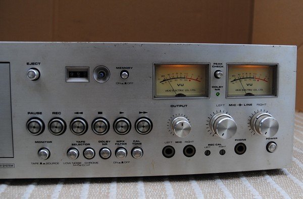 ☆超希少【 アカイ / AKAI 3ヘッド・3モーターステレオカセットデッキ GXC-760D 】1976年 定価148,000円 P01289の画像3