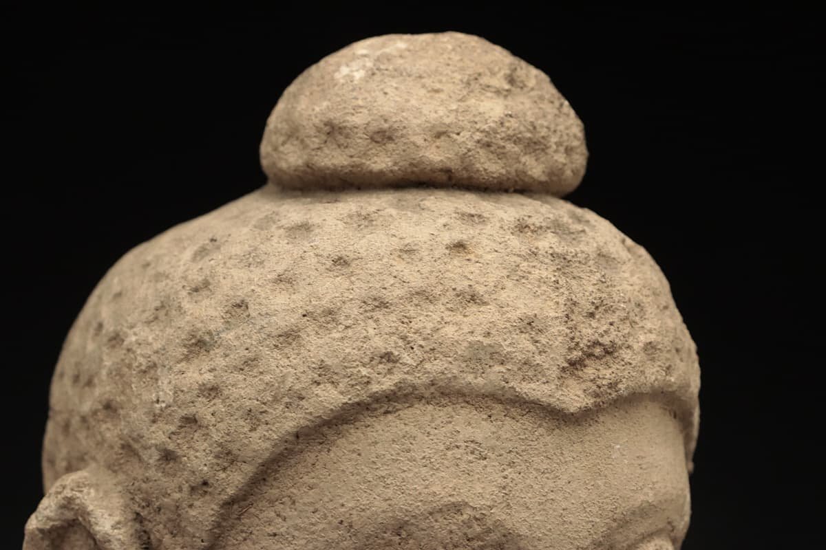 CU401 ガンダーラ美術 砂岩「仏頭/佛頭部」台付 高27cm 重さ543g 木箱附 ストゥッコ 紀元2世紀-3世紀 仏教美術