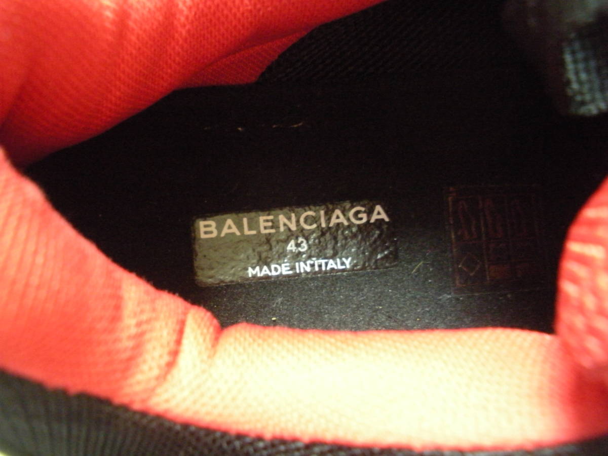  особо использование не сделан прекрасный товар Balenciaga BALENCIAGA Triple S спортивные туфли красный × чёрный 43 ястреб .