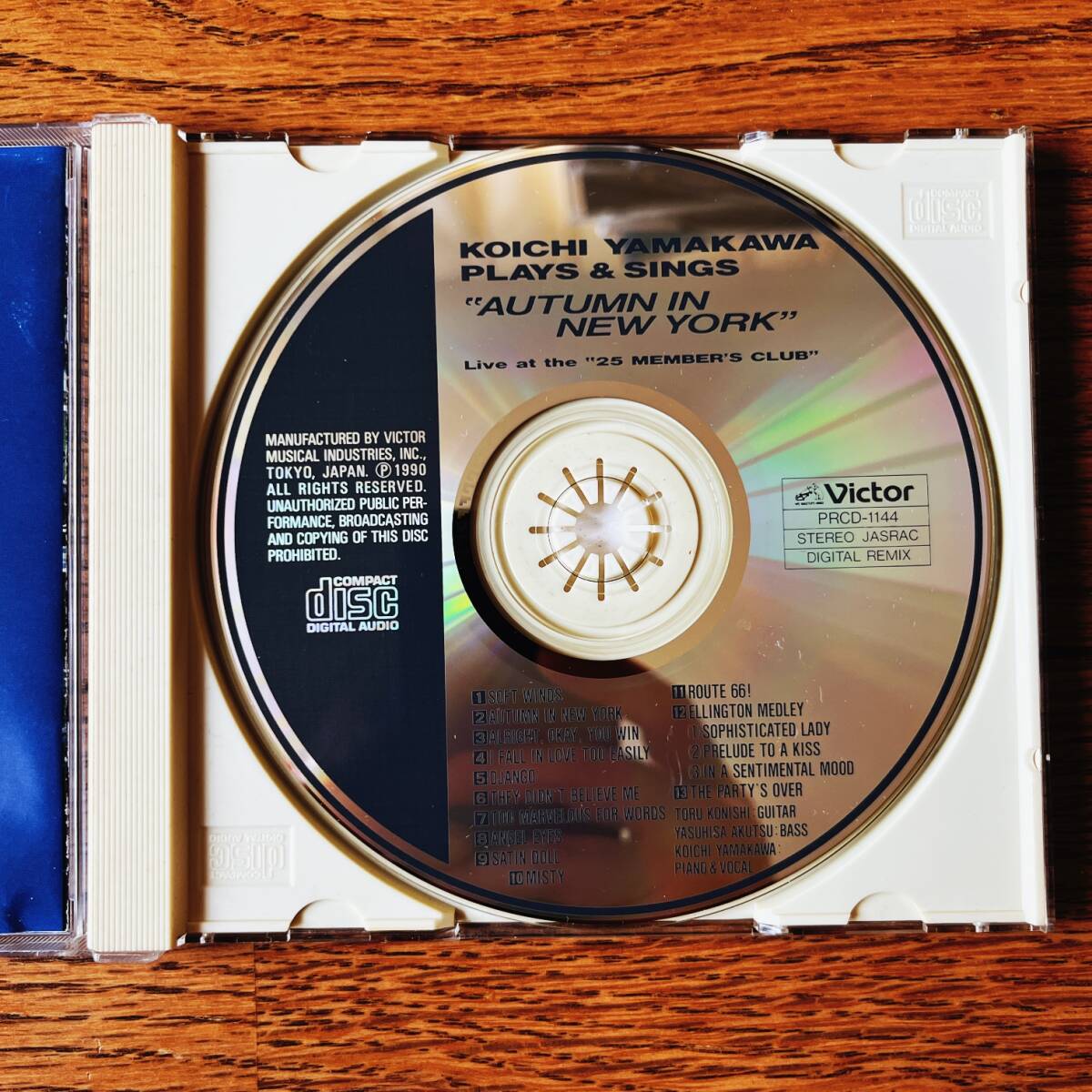 国内盤　CD 山川浩一 プレイズ・アンド・シングス / ニューヨークの秋　PRCD 1144 帯付き　ケース破損_画像4