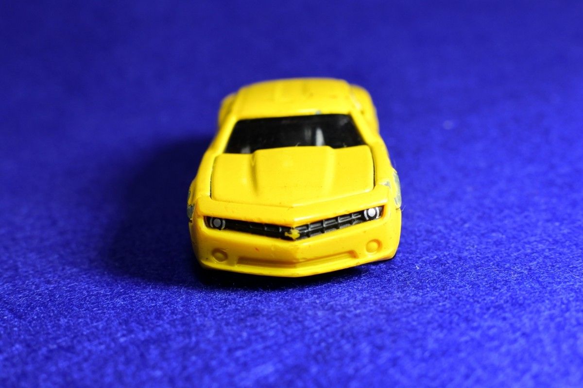 『廃盤』TOMICA No.19 シボレー カマロ （ 1/65スケール トミカ ）