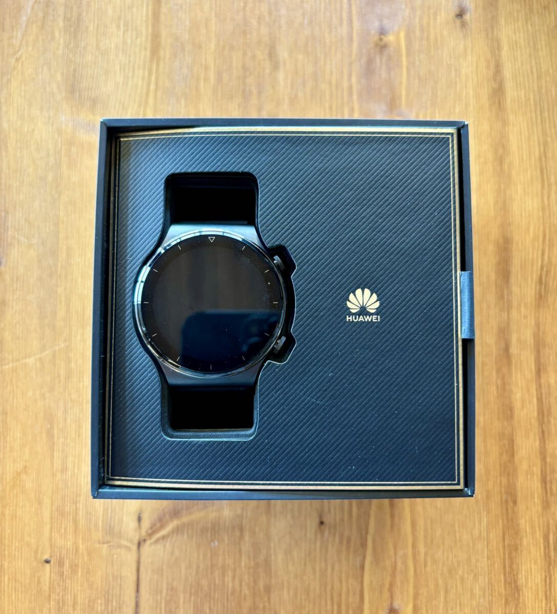 美品 HUAWEI WATCH GT2 Pro ファーウェイ スマートウォッチ 充電機未使用 Apple Watch GT4 ゴルフの画像2