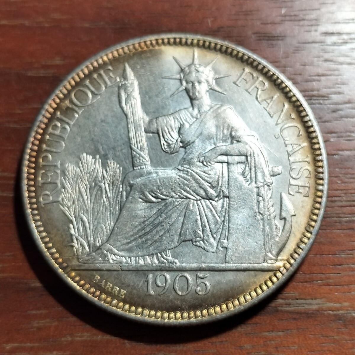 161 中国コイン フランス領インドシナ古銭 26.4グラムの画像1