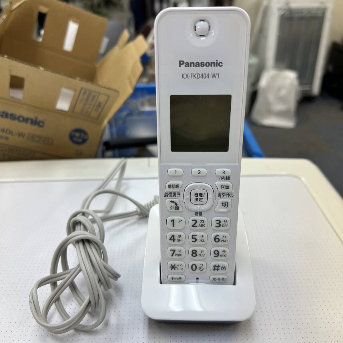1000円スタート【中古】Panasonic パナソニック VE-GD24-W コードレス電話機 ホワイト 子機の画像4