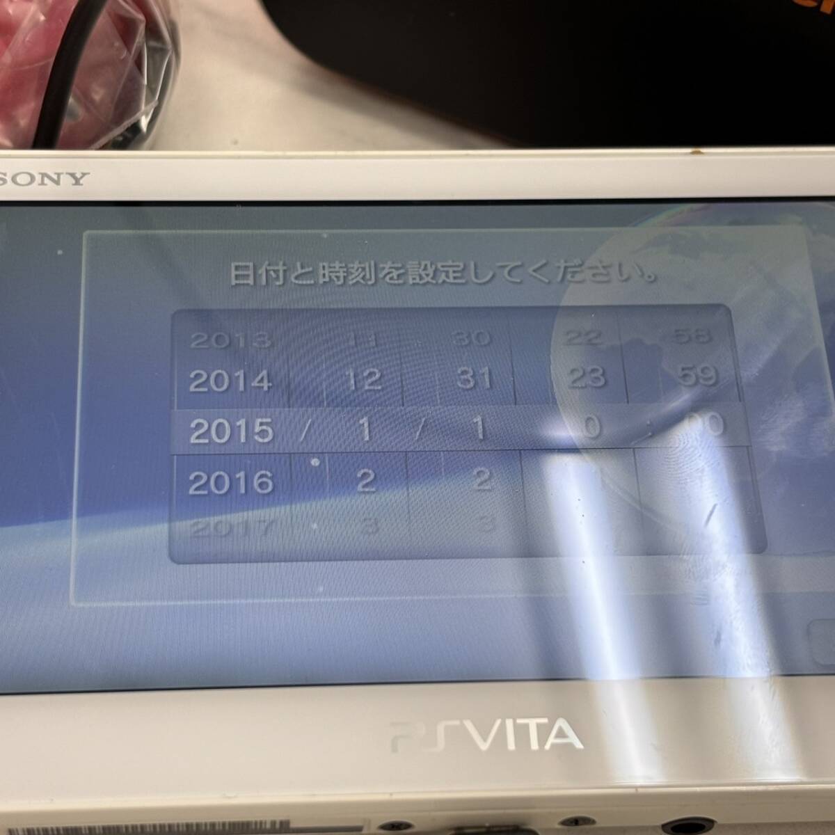 1000円スタート【通電OK】SONY ソニー PSVITA PCH-2000 ピーエスビータ 携帯ゲーム 中古の画像2