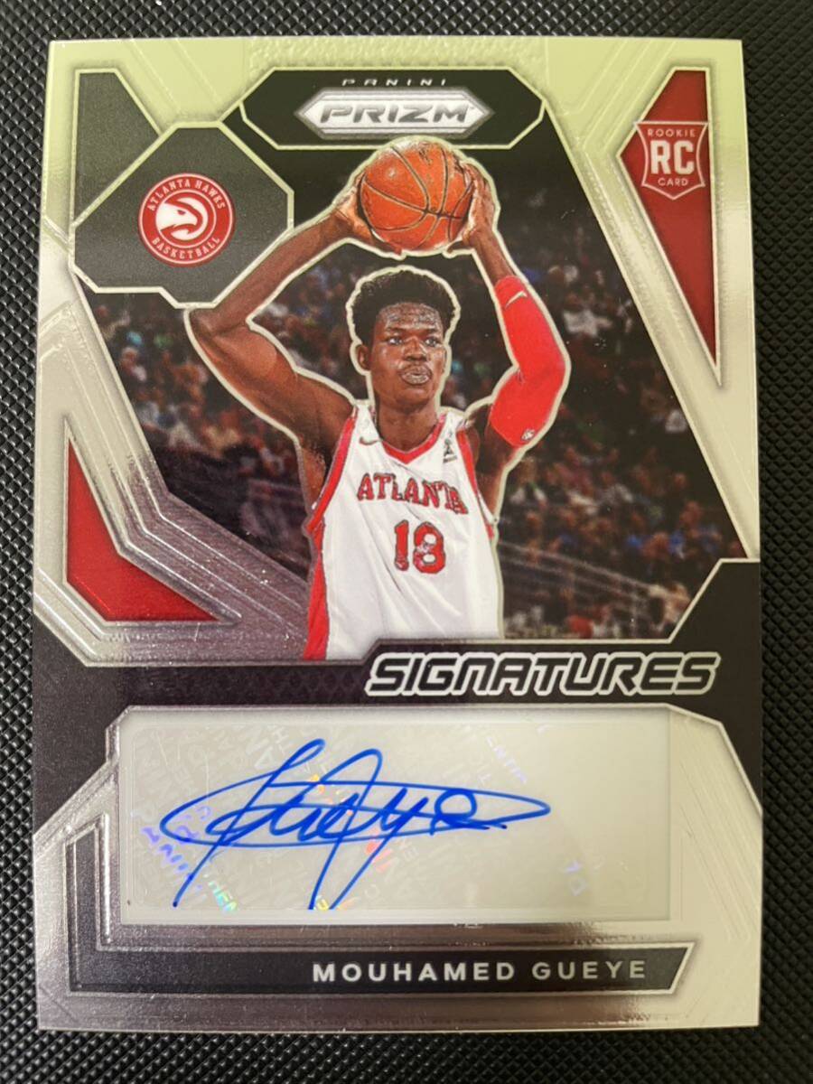 2023-24 Panini prizm rookie signatures mouhamed gueye RC 直筆 サインカード NBAカード 大活躍！の画像1