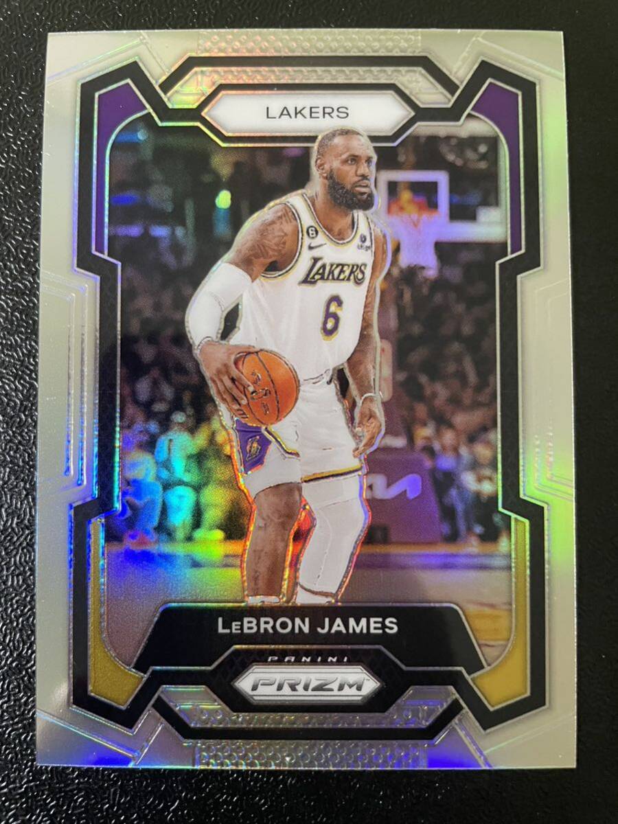 2023-24 Panini Prizm lebron james silver シルバーパラレル NBAカード 大活躍！レブロン レイカーズの画像1