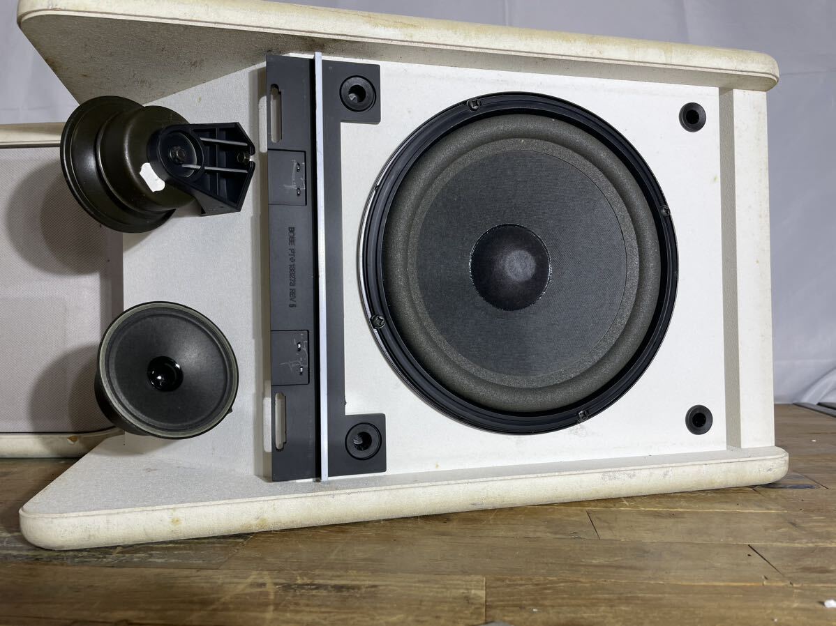 ゼyE#13 BOSE ボーズ スピーカー 301-AV MONITOR ペア ホワイト 音響機器 中古現状品の画像6