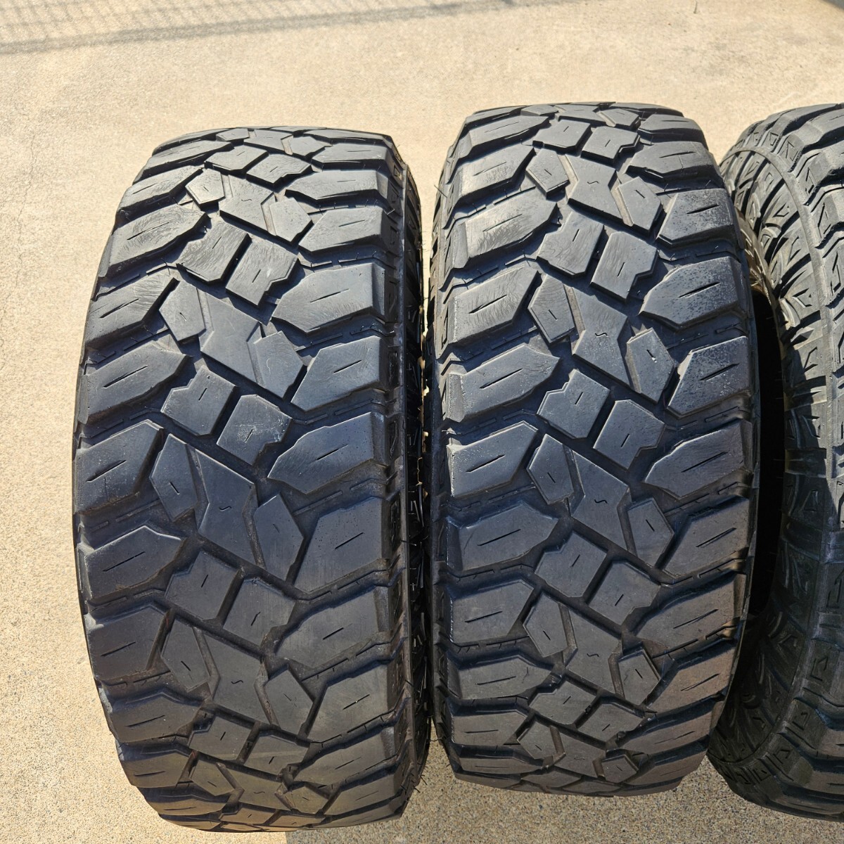 トラックマックス 285/75r16 22年製 MTタイヤ MT_画像7