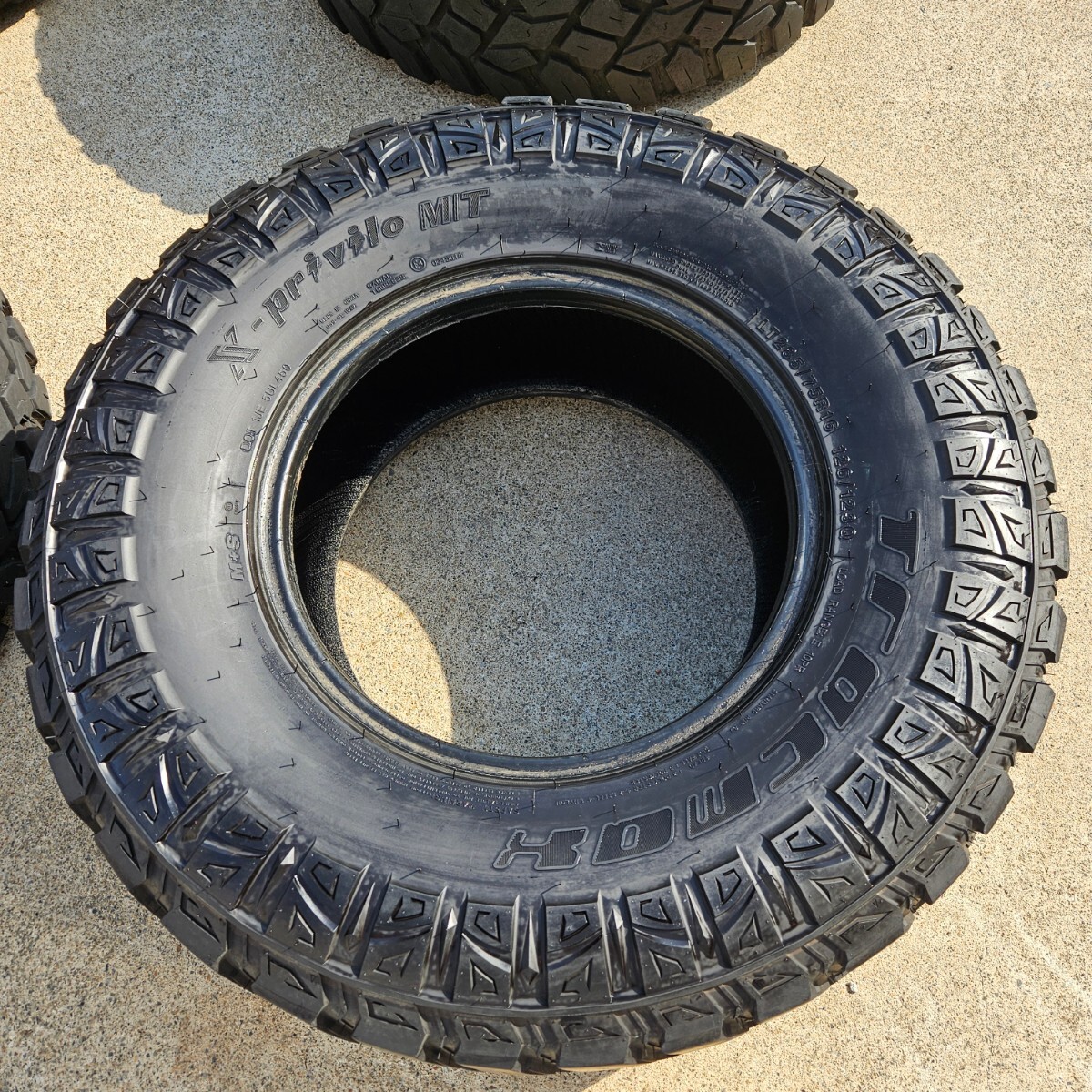  truck Max 285/75r16 22 year made MT tire MT