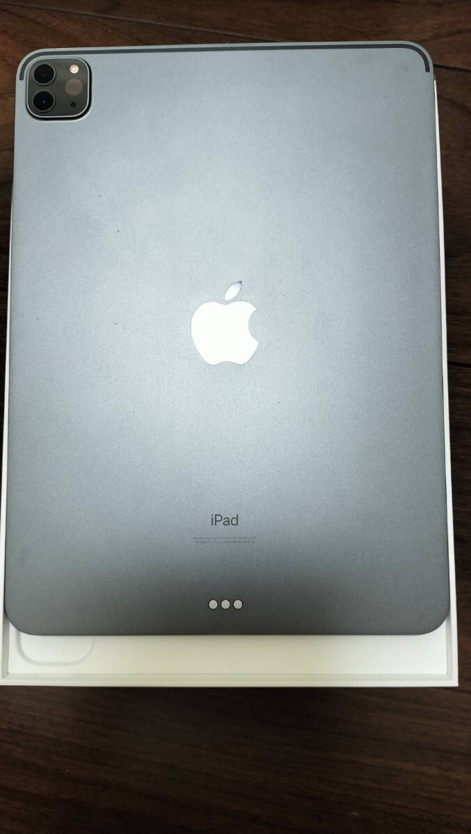 iPad Pro256GB 11インチ（第2世代）の画像2