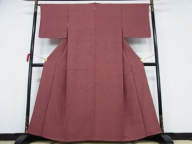 平和屋川間店■上質な色無地　干割れ地紋　小豆色　着丈156.5cm　裄丈65cm　正絹　逸品　A-ex5163_画像2