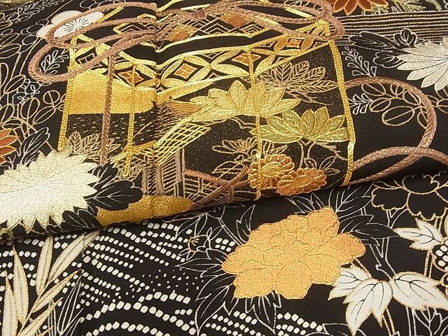 平和屋-こころ店■創業460年・千總 黒留袖 駒刺繍 貝桶花文 金彩 正絹 逸品 AAAC7834Ataの画像6