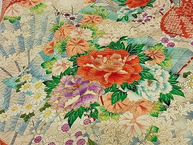 平和屋川間店■豪華振袖 駒刺繍 絞り 扇面花文 金彩 着丈158.5cm 裄丈66.5cm 正絹 逸品 A-ja2849の画像4