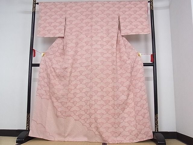 平和屋川間店■付下げ　総絞り　松尽くし　着丈160.5cm　裄丈64cm　正絹　逸品　A-cs5364_画像1