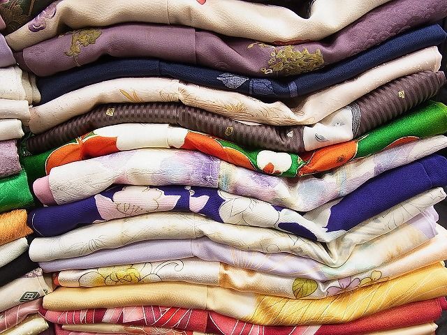 平和屋■1円 訪問着 まとめて 50点 人物 蝶 花柄 菊 駒刺繍 金彩 など 着用可能多数 未使用品あり 全て正絹 se1376_画像5