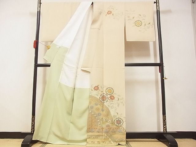 平和屋-こころ店■訪問着　総刺繍　中国三大刺繍　汕頭刺繍　スワトウ刺繍　花唐草　金彩　正絹　逸品　AAAD4133Ata_画像2