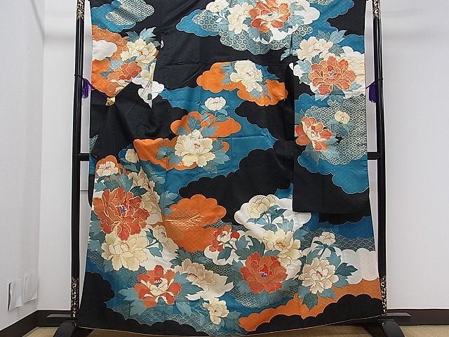 平和屋1■豪華振袖 駒刺繍 牡丹 雲取り吉祥文 黒地 金彩 逸品 CAAA7835chの画像1