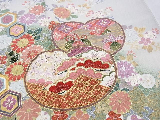 平和屋野田店■豪華色留袖　作家物　駒刺繍　吉祥松花文　暈し染め　金彩　逸品　BAAC3176kg_画像4