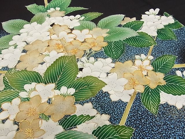 平和屋1■豪華黒留袖 駒刺繍 草花文 金彩 逸品 CAAC7707rvの画像4