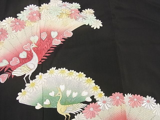 平和屋野田店■豪華黒留袖　刺繍　孔雀花文　暈し染め　金銀糸　逸品　BAAC8628pk_画像4