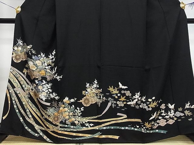 平和屋1■豪華黒留袖 刺繍 熨斗花車文 金彩 逸品 CAAA8518ghの画像2