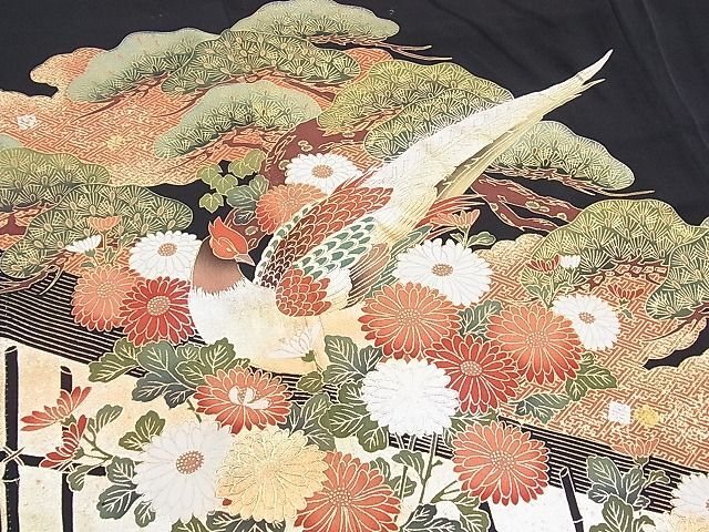 平和屋野田店■豪華黒留袖　尾長鳥菊松花文　金彩　逸品　BAAC6385gt_画像4