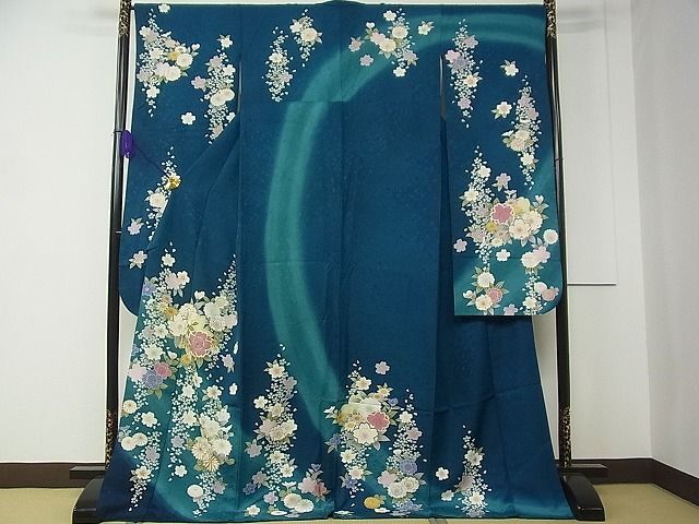 平和屋1■豪華振袖 駒刺繍 舞花文 銀通し地 逸品 CAAC1080vfの画像1