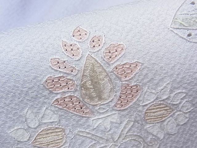 平和屋1■訪問着 総刺繍 スワトウ刺繍 色紙重ね正倉院花文 暈し染め 逸品 1hy1727の画像8