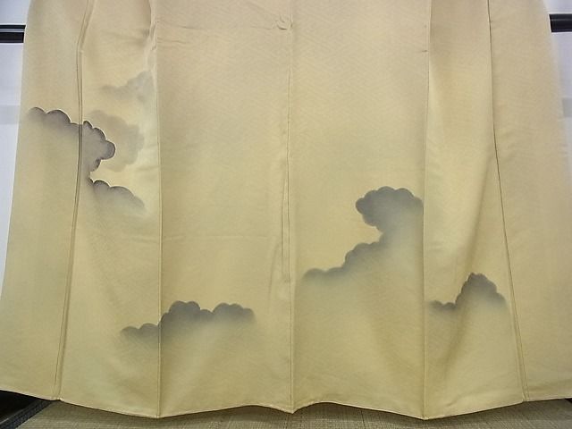 平和屋-こころ店■訪問着　刺繍　雲重ね文　正絹　逸品　AAAD9866Atn_画像3