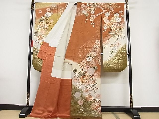 平和屋-こころ店■谷崎潤一郎の世界　振袖　駒刺繍　群れ鶴枝花文　暈し染め　金彩　ロング丈　正絹　逸品　AAAB8549Abr_画像3