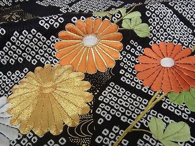 平和屋-こころ店■豪華振袖　駒刺繍　絞り　菊文　黒地　金糸　正絹　逸品　AAAD8187Atn_画像5