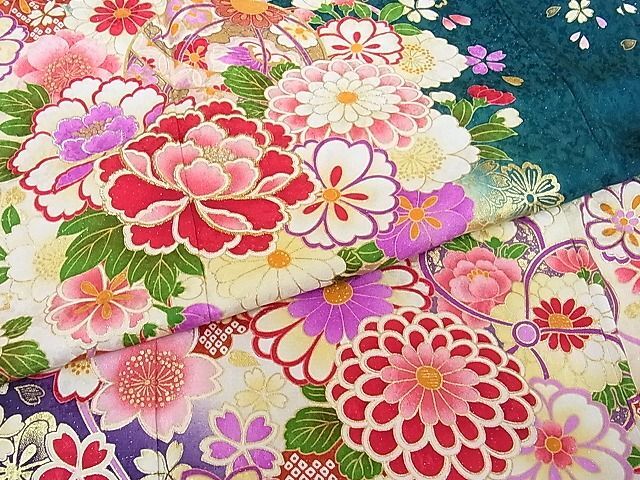 平和屋-こころ店■豪華振袖 刺繍 花毬文 暈し染め 金彩 銀通し地 正絹 逸品 AAAD0661Bnpの画像5