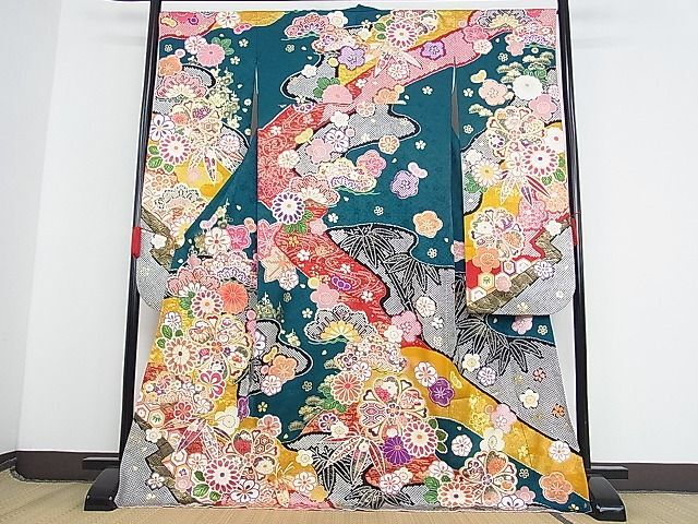 平和屋-こころ店■豪華振袖 駒刺繍 吉祥草花文 金彩 正絹 逸品 AAAD0669Bnpの画像1