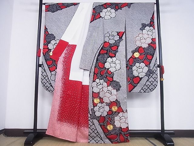 平和屋-こころ店■豪華振袖 駒刺繍 絞り 舞花文 金糸 鈴乃屋扱い 正絹 逸品 AAAE4305Bnpの画像2