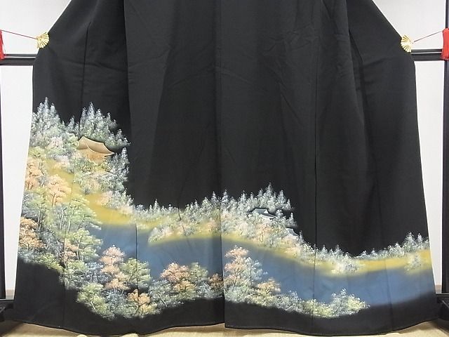 平和屋野田店■豪華黒留袖　手描き　名勝風景文　暈し染め　本金箔　逸品　BAAC9660ts_画像3