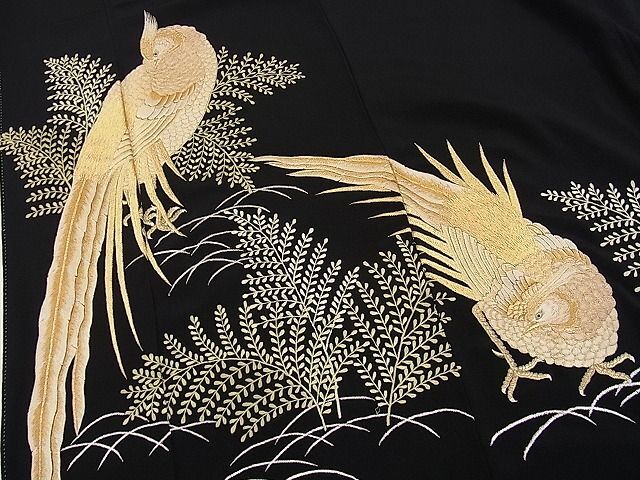 平和屋野田店■豪華黒留袖　総刺繍　尾長鳥　金銀彩　逸品　BAAC3018yc_画像1